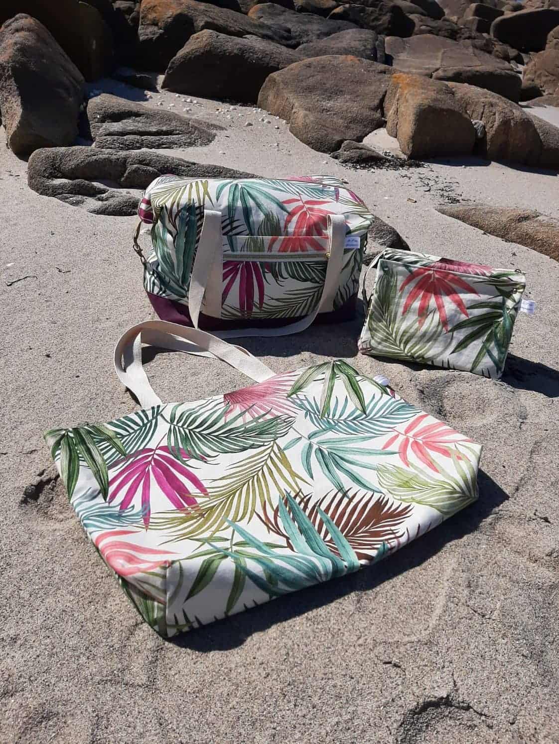 Nouvelle collection : sac, trousse et tote bag motif tropical